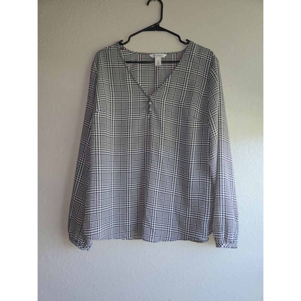 White House Black Market Black White Gingham Plaid Bell Sleeve V Neck Blouse 14